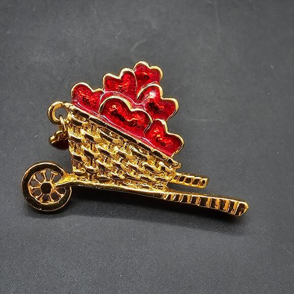Avon Heart Apple Wagon Pin 1994 Garden of Love Red Gold Tone Back to School Fall - Picture 2 of 7